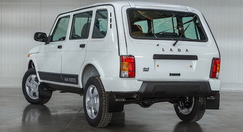 Отгрузку пятидверных Lada 4x4 Urban дилерам начнут в апреле
