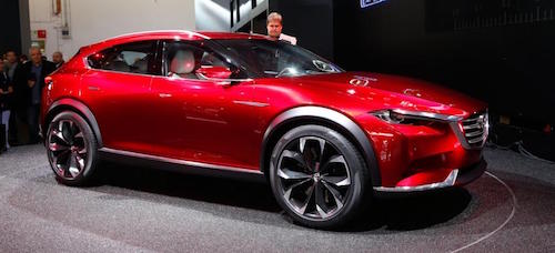 Mazda объявила цены на новый кроссовер CX-4