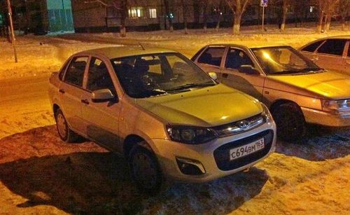На парковке в Тольятти был замечен гибрид LADA Granta и LADA Kalina