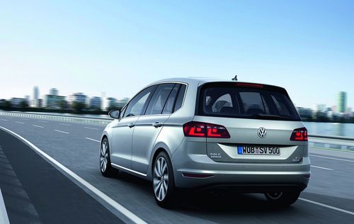 Volkswagen приступил к продажам нового Golf Sportsvan