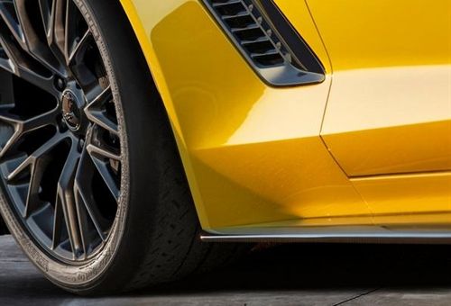 Chevrolet представил первый тизер нового Corvette Z06