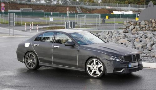 Mercedes-Benz C63 AMG получит 4-литровый турбированный двигатель