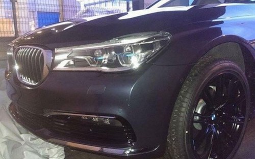 Новый BMW 7-Series засветился в сети без камуфляжа