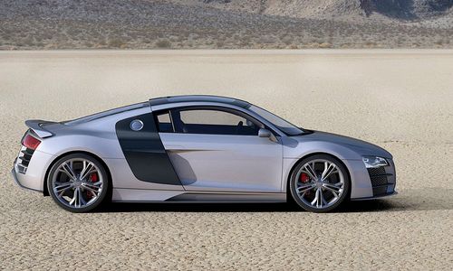 Audi не планирует в ближайшее время выпускать турбоверсию R8