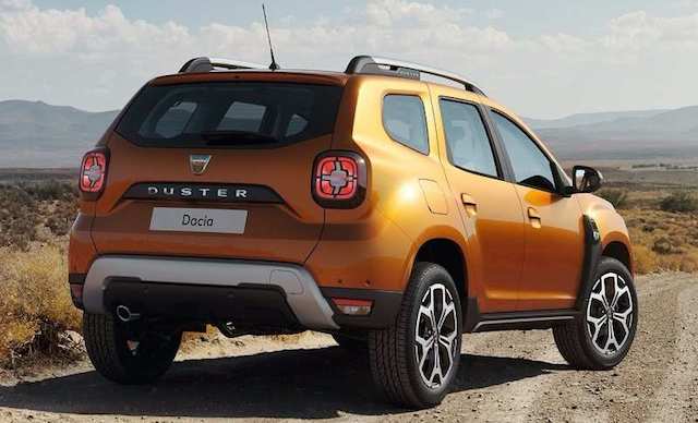 2017 Renault Duster SUV India 1