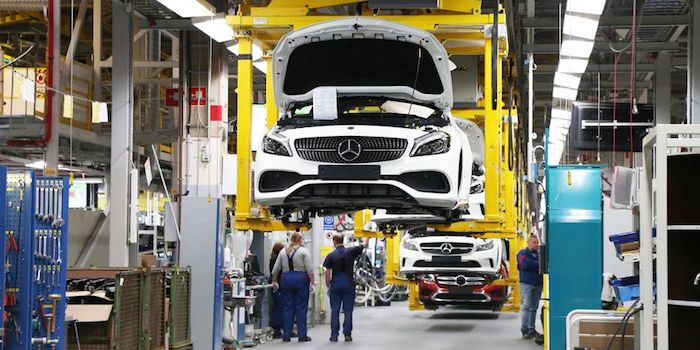 Завод Mercedes в Подмосковье запустят уже 3 апреля