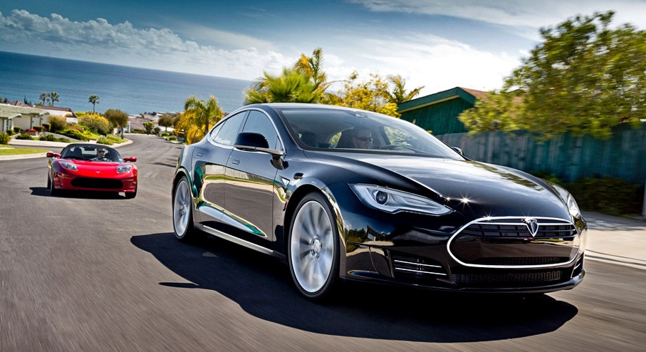 Tesla vozvrashhaet byudzhetnye komplektatsii elektromobilej 1