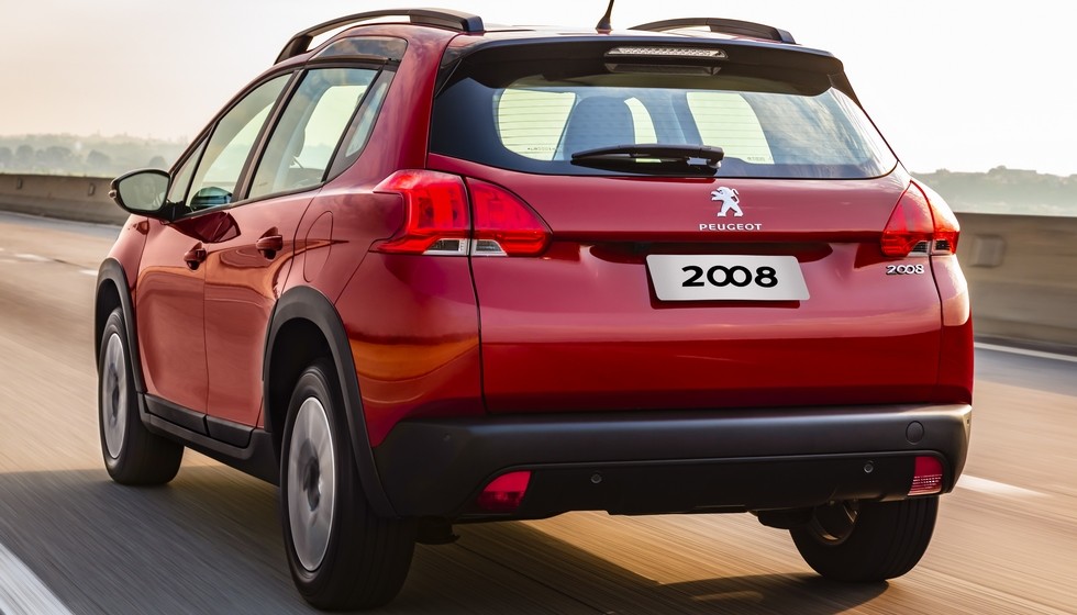 Peugeot 2008 poluchil novyj dizajn 1