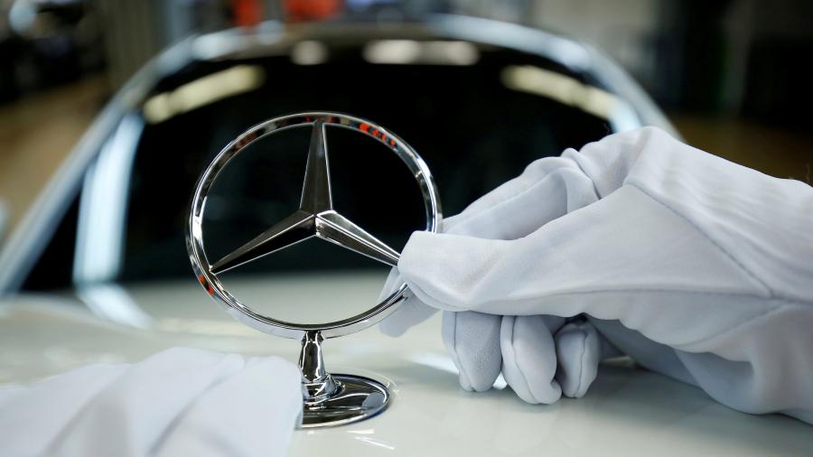 V Rossii massovo otzyvayut avtomobili Mercedes Benz