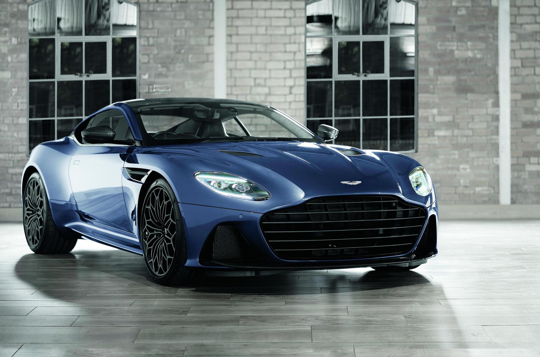 Aston Martin rabotaet nad kamerami zadnego vida novogo pokoleniya 1