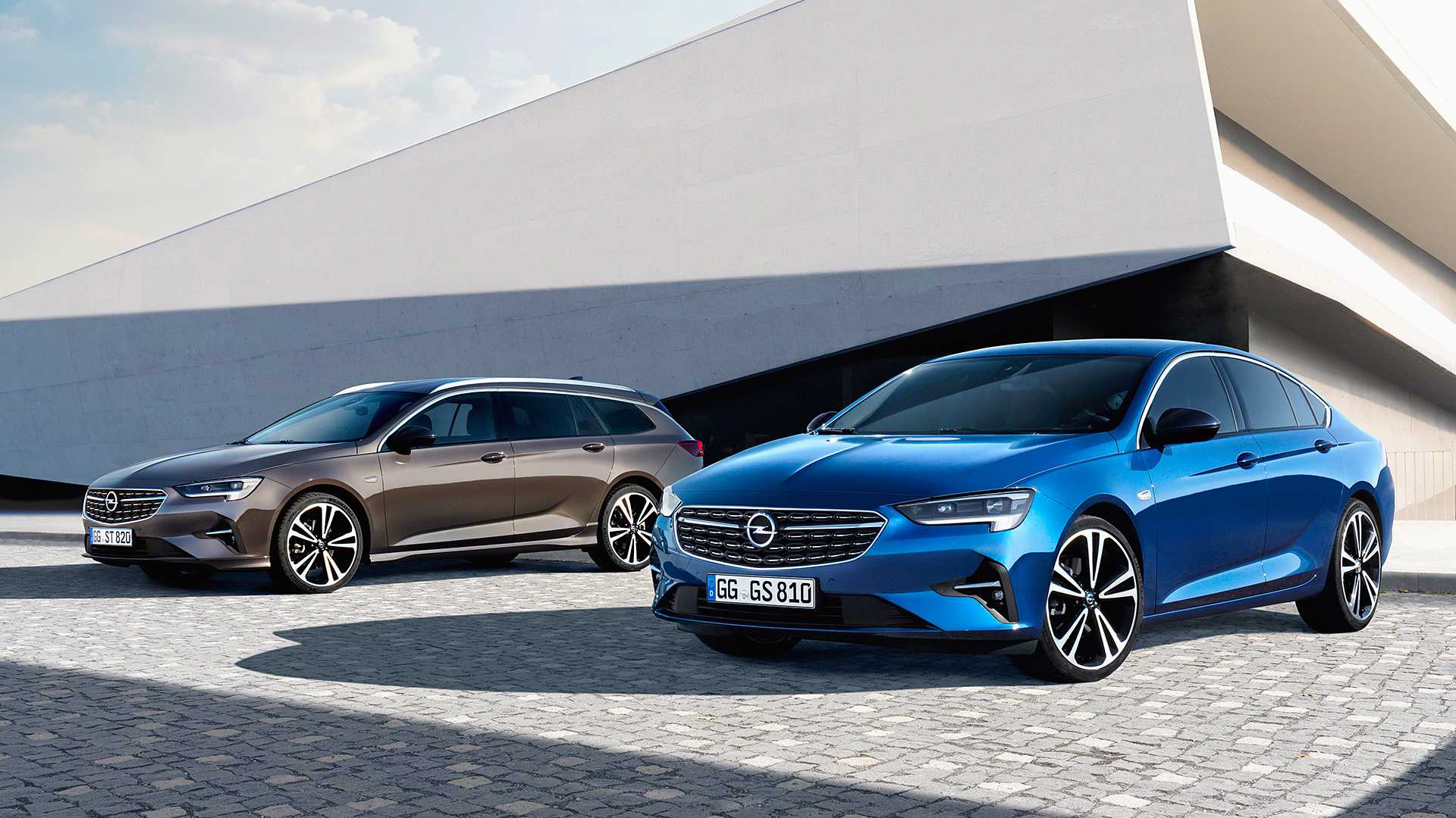 Opel Insignia poluchit novuyu korobku peredach