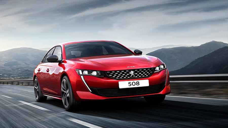 Peugeot zapatentoval v Rossii liftbek 508