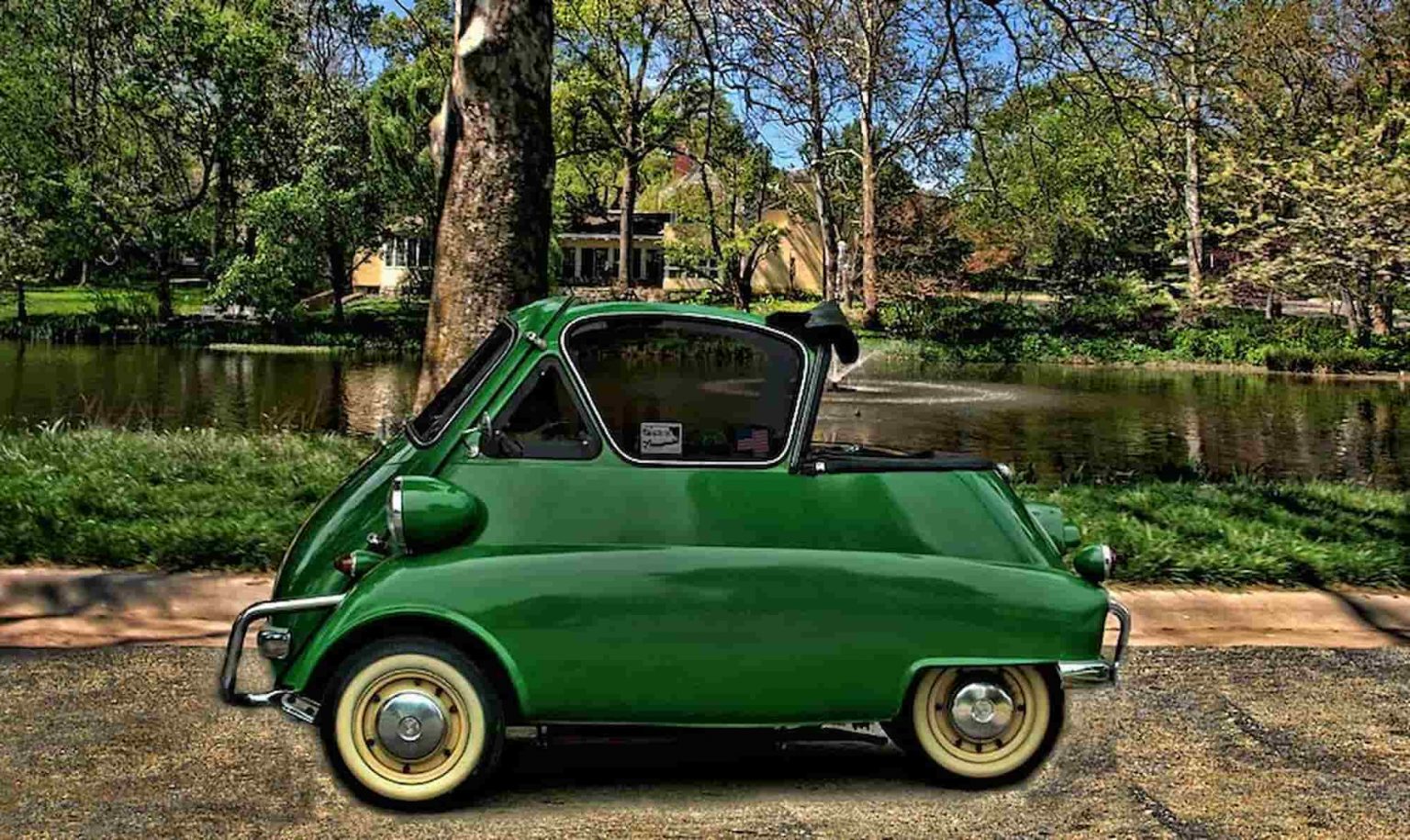 Машина почти. BMW Isetta 1958. 1958 BMW Isetta 300. Isetta городской автомобиль. Isetta городской автомобиль фото.