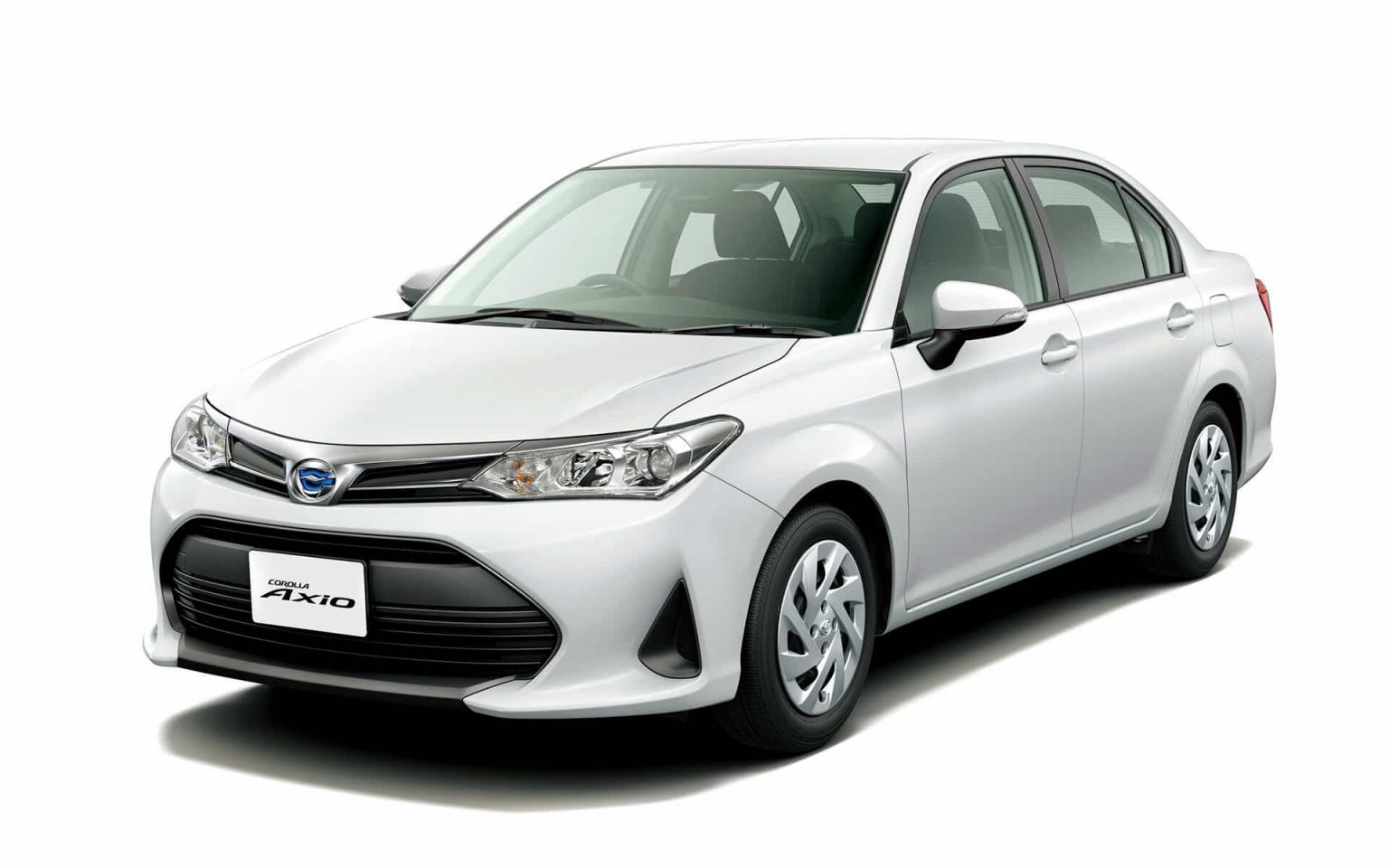 toyota corolla axio 2018