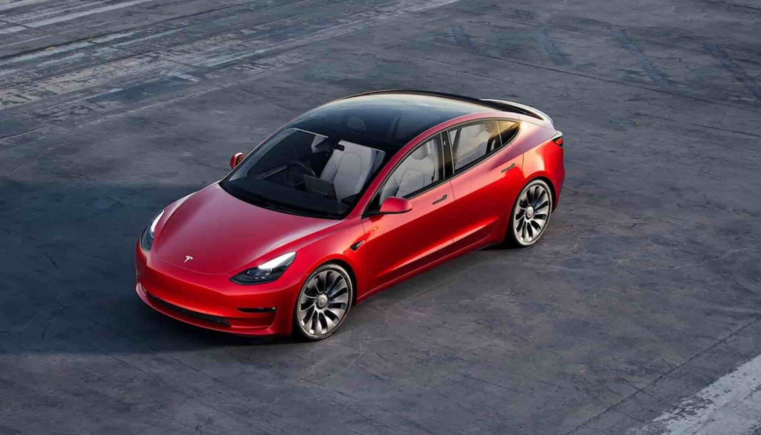 Автомобиль Tesla model 3