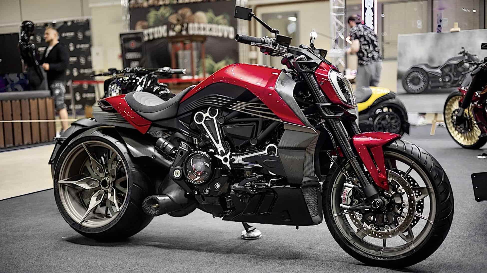 russians used to mold harley davidsons turn ducati xdiavel into some kind of beast 6