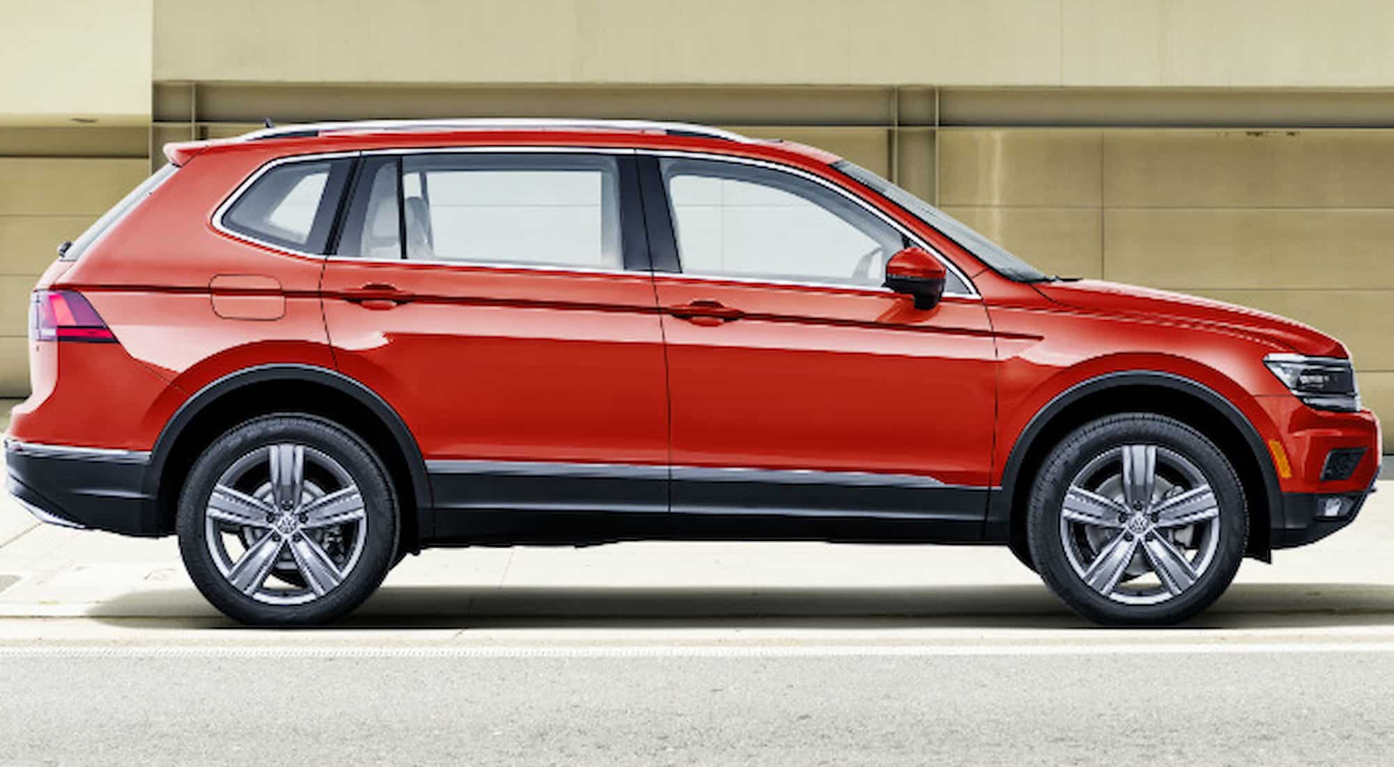 2018 VW Tiguan side view red o