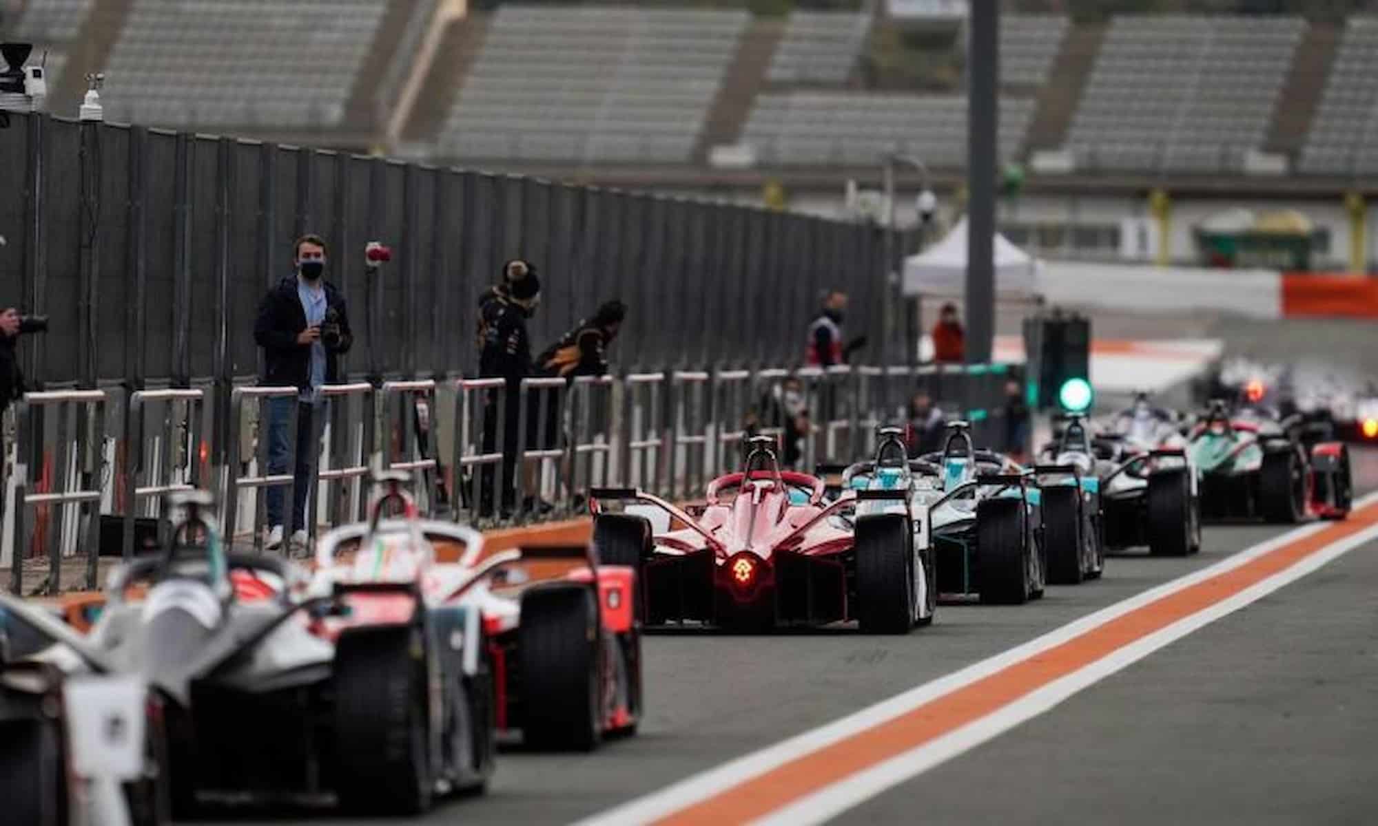 1654060348 Formula E prepares tests with charging equipment and could return 760x456 2