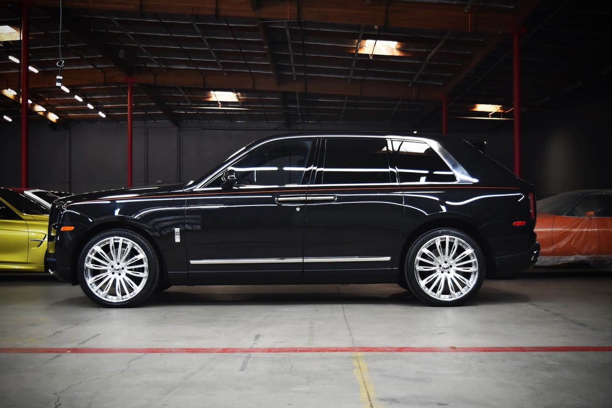 this rolls royce cullinan costs 1 million can you tell why 4