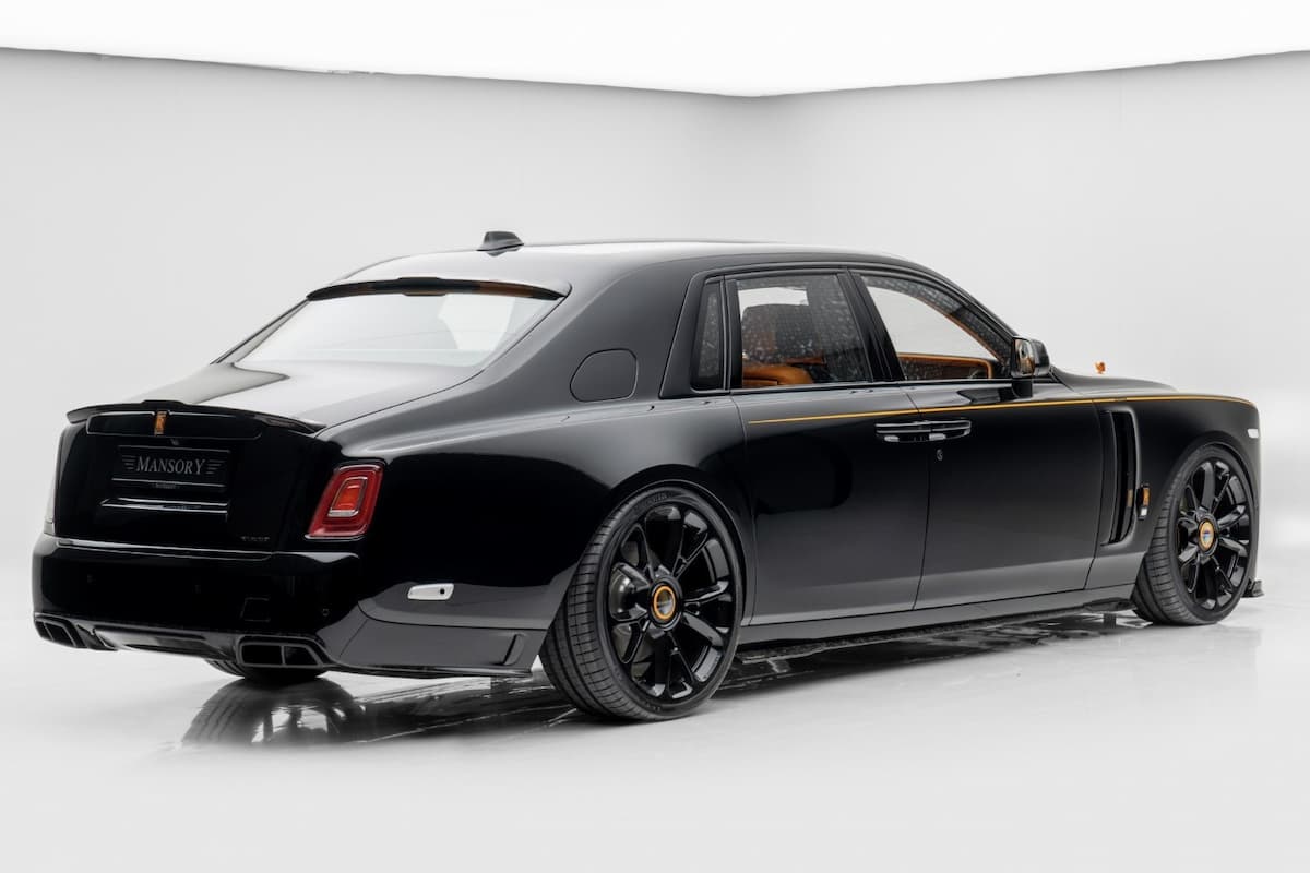mansory brings out the color within the rolls royce phantom opulence costs a fortune 2