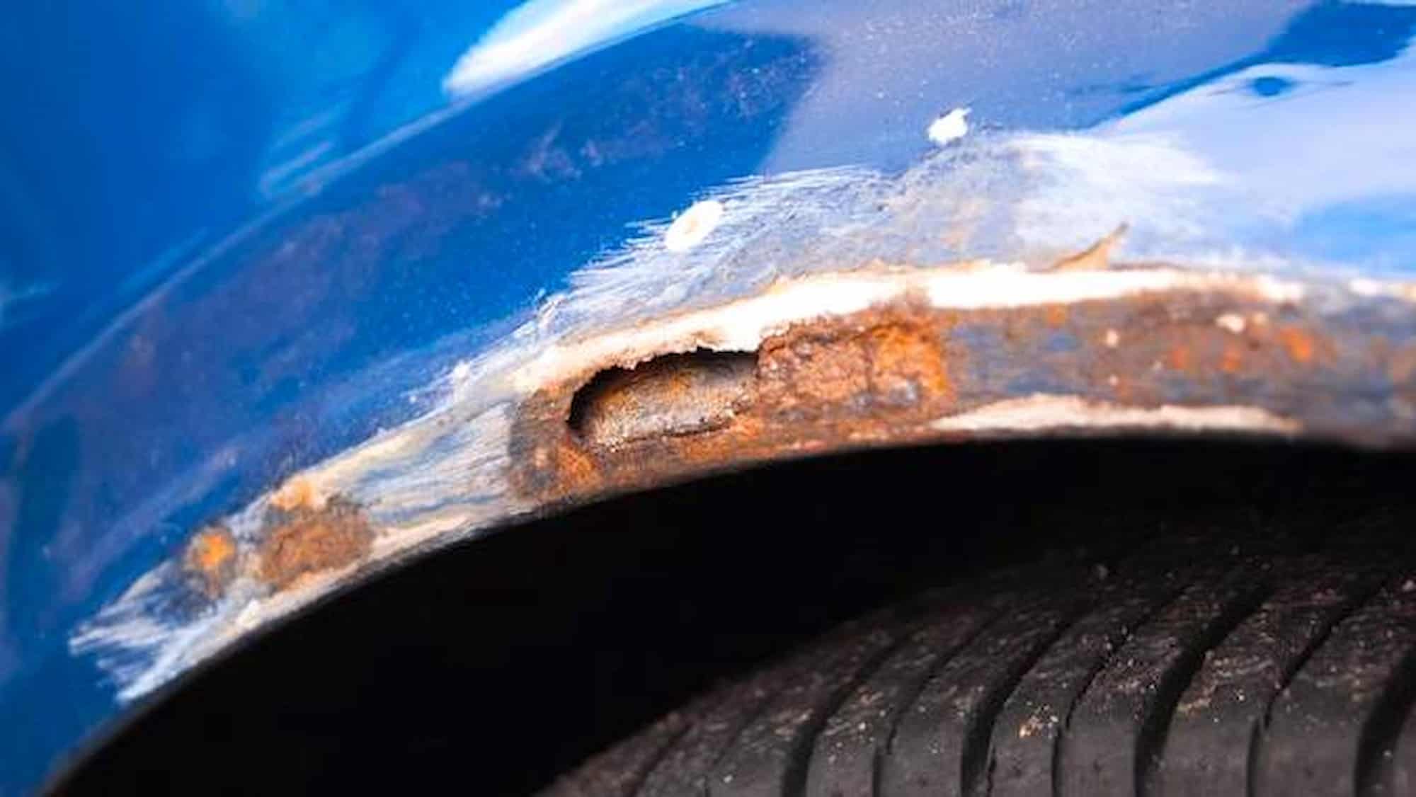 rusty car bumper iStock 174860744
