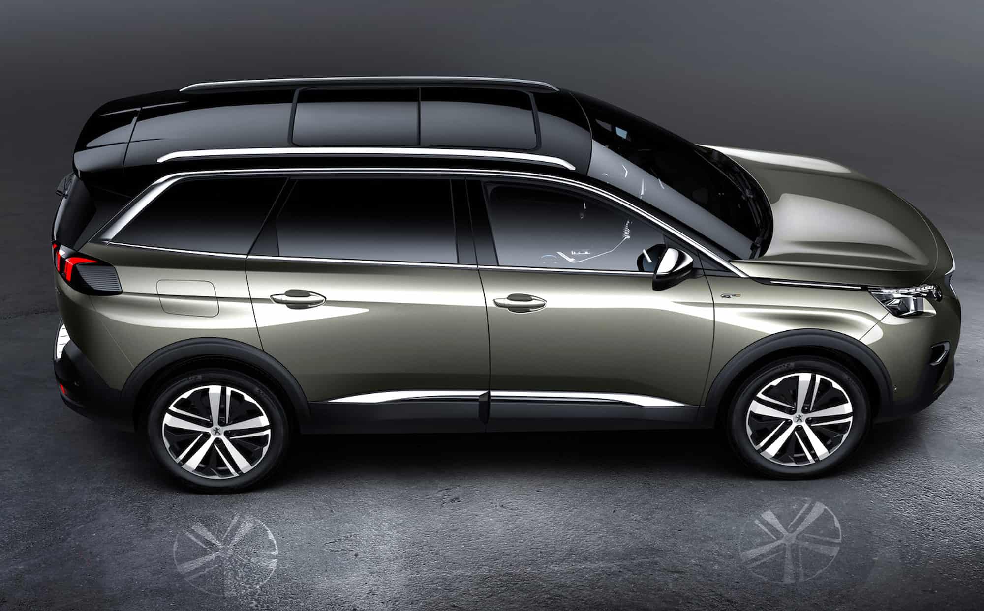 peugeot 5008 Side View