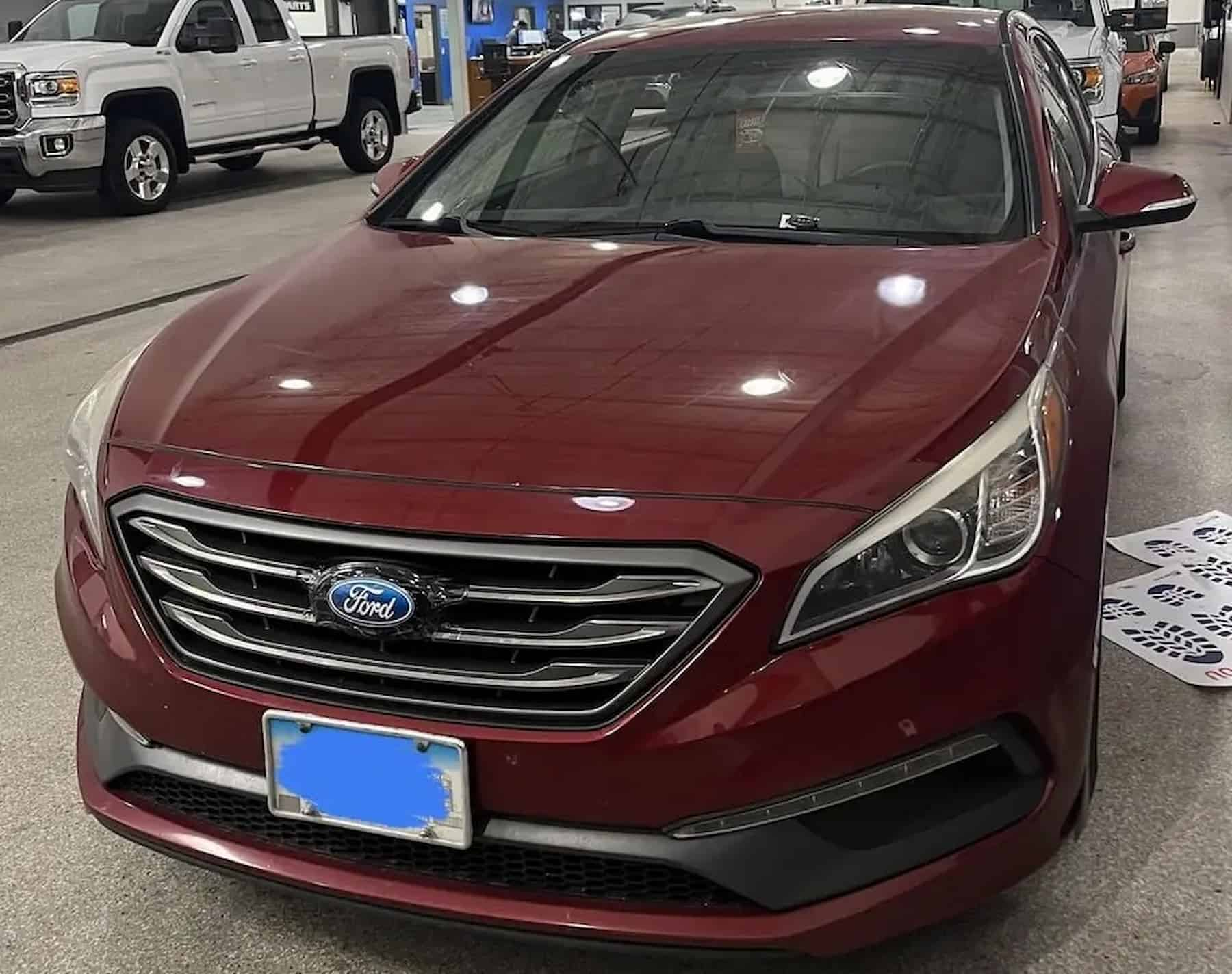 Владелец Hyundai Sonata из США переименовал машину в Ford: вы удивитесь  зачем