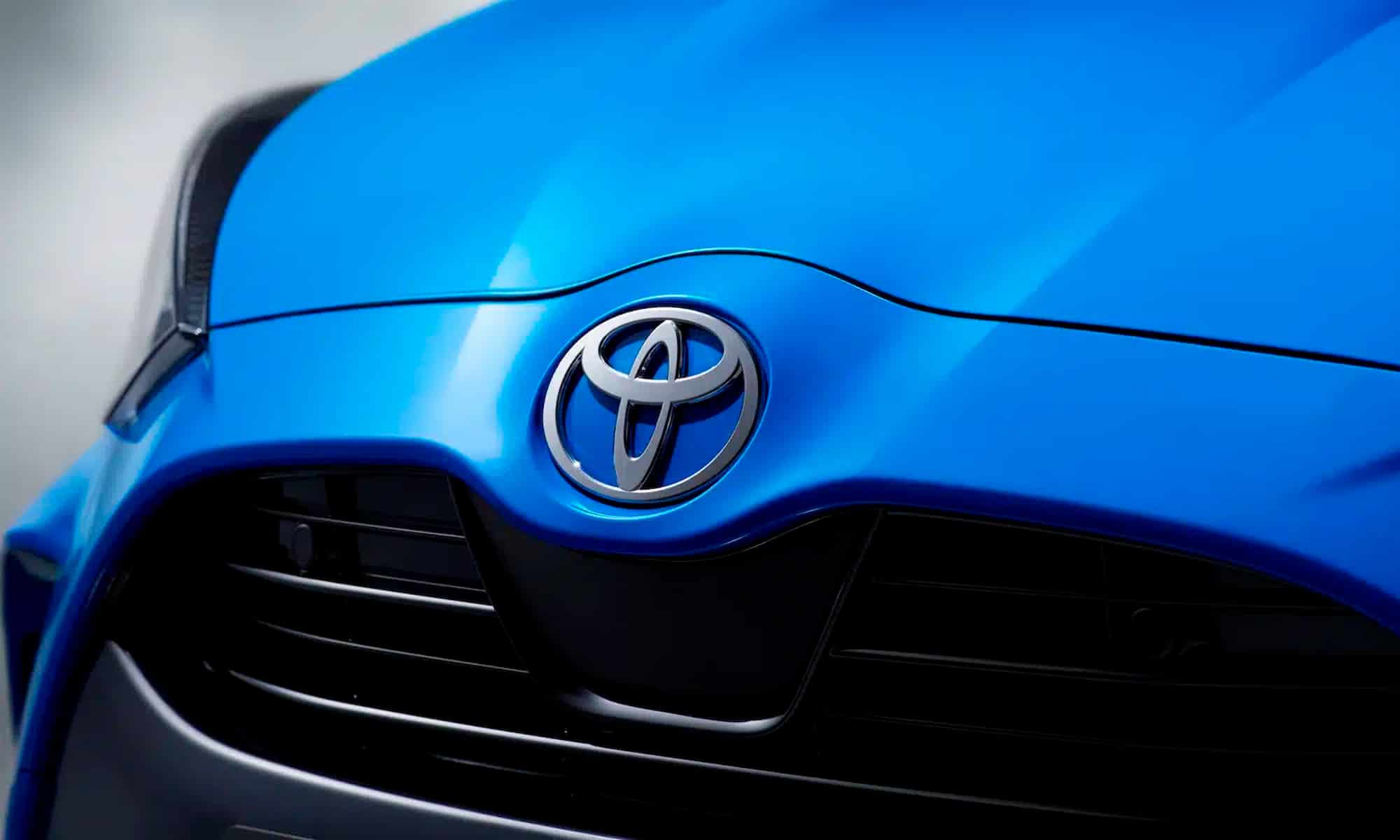 Toyota Yaris Hybrid 130 Premier Edition 6.jpg