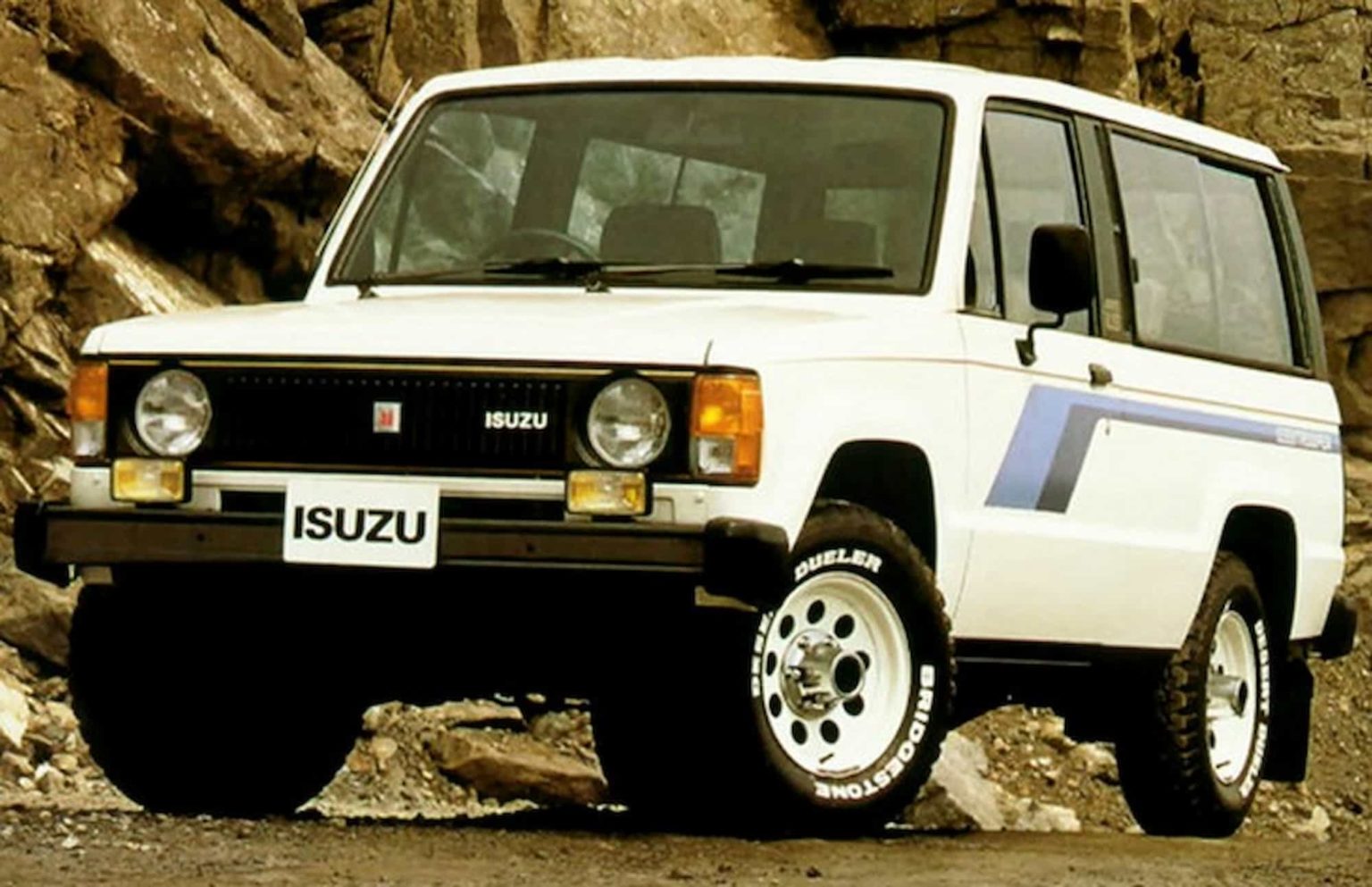 Трупер. Джип Исузу Трупер. Isuzu Trooper 1981. Исузу Троопер 3 двери. Isuzu Bighorn 1981.