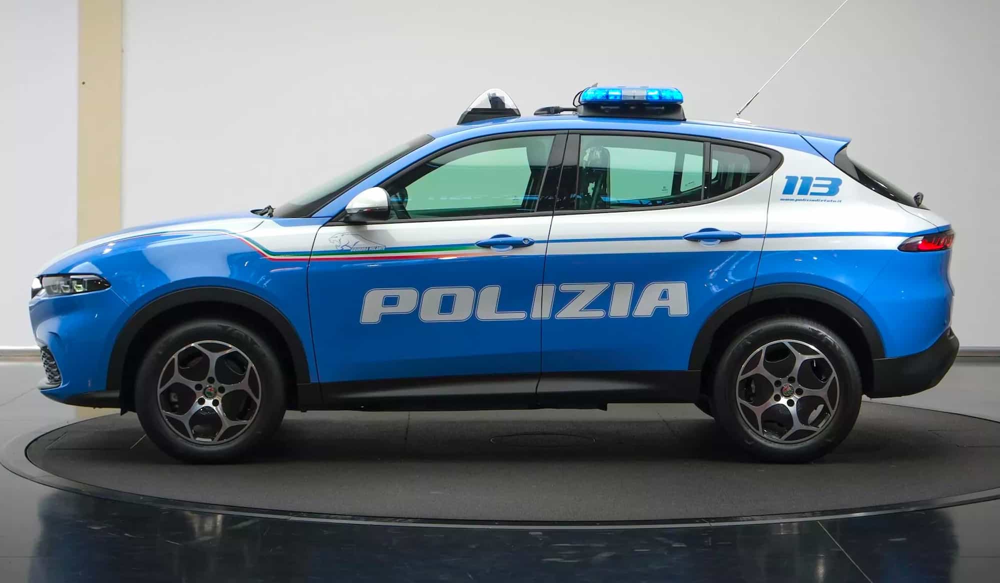 Копия Alfa Romeo Tonale police Pantera 00005 1