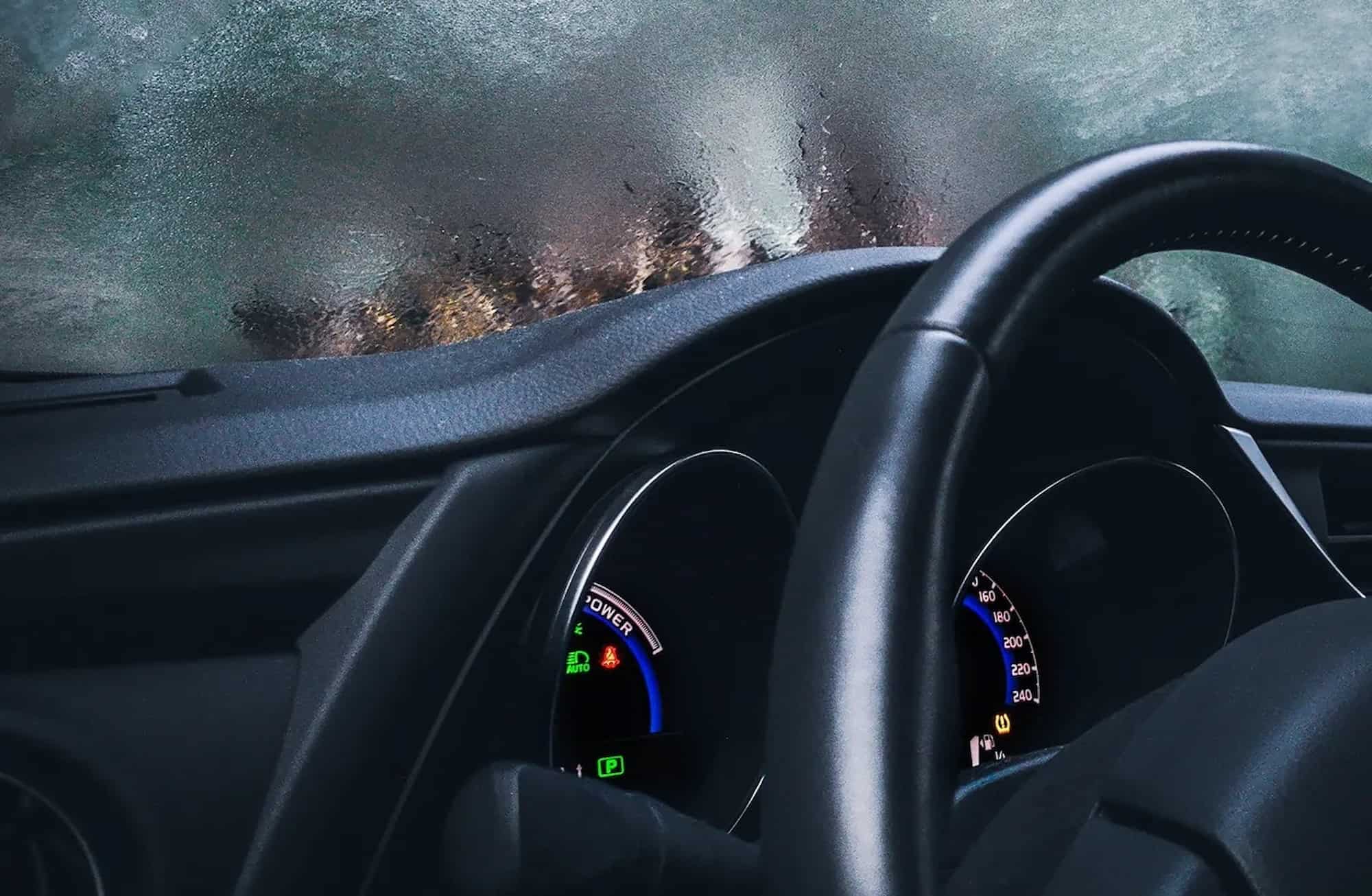 Копия Cars windshield frozen from inside 1