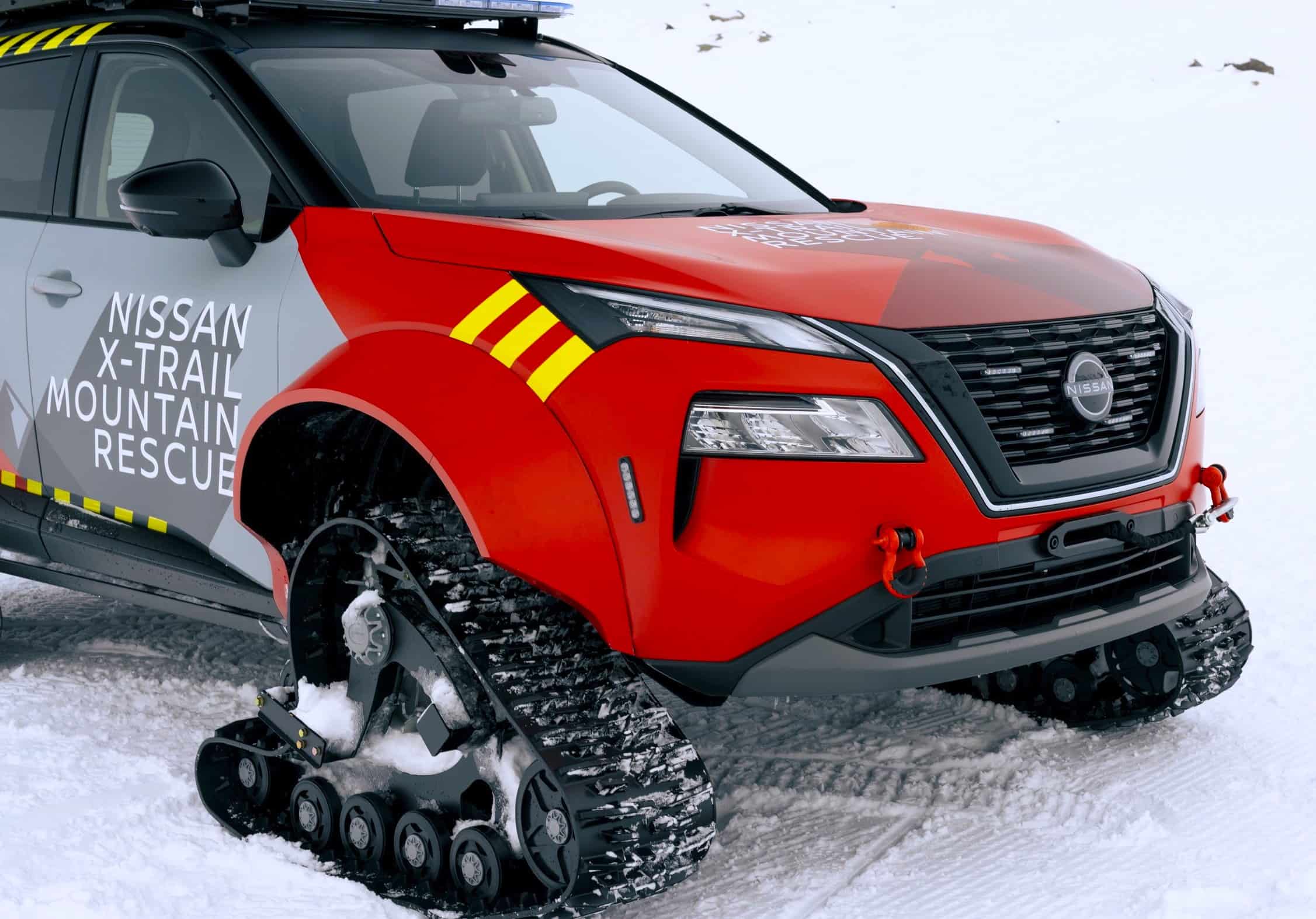 nissan puts europes rogue x trail on tracks for mountain rescue at italian ski resort 26