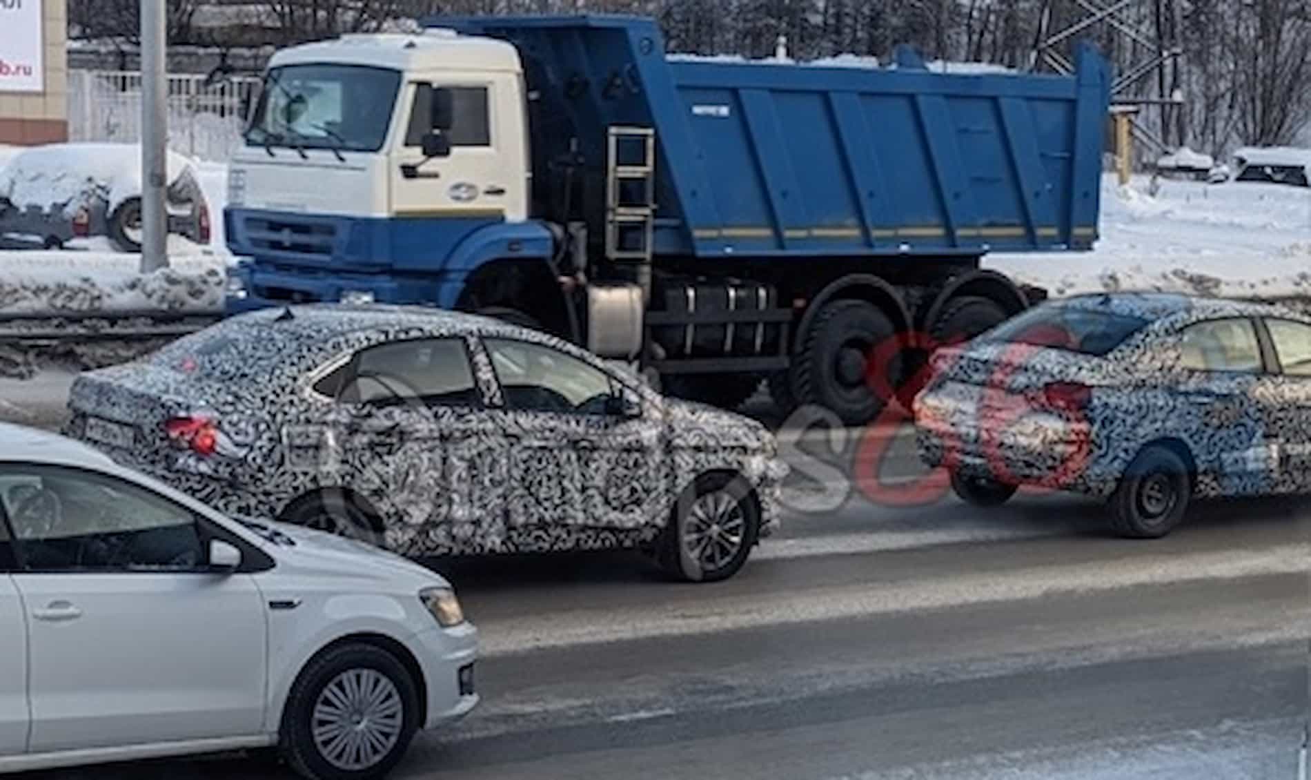 Новейший седан Lada Iskra выехал на тесты в Сургуте и тут же попал в ДТП