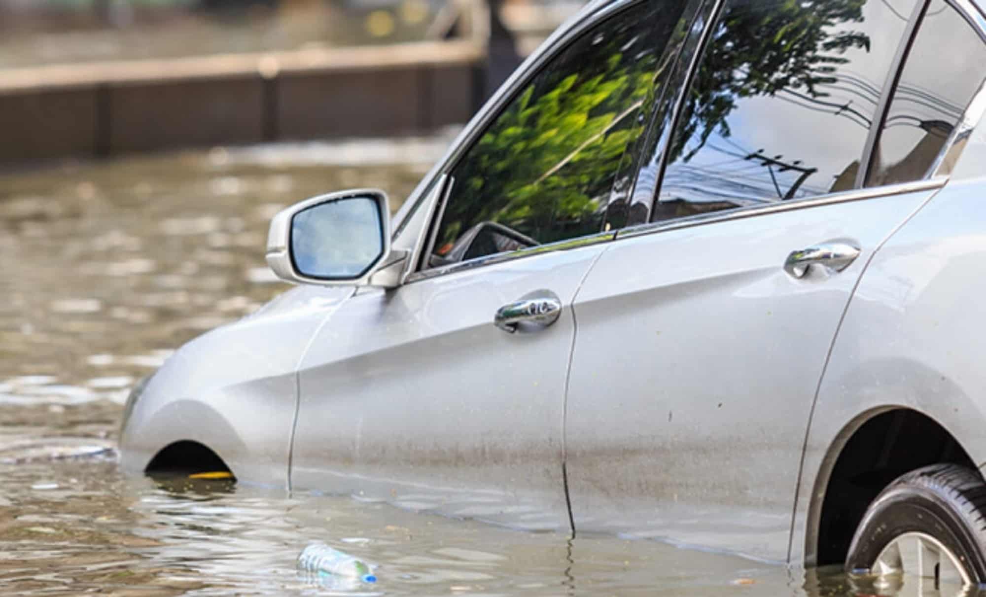 Is a flood damaged car salvageable blog 378 final 1200x675 1