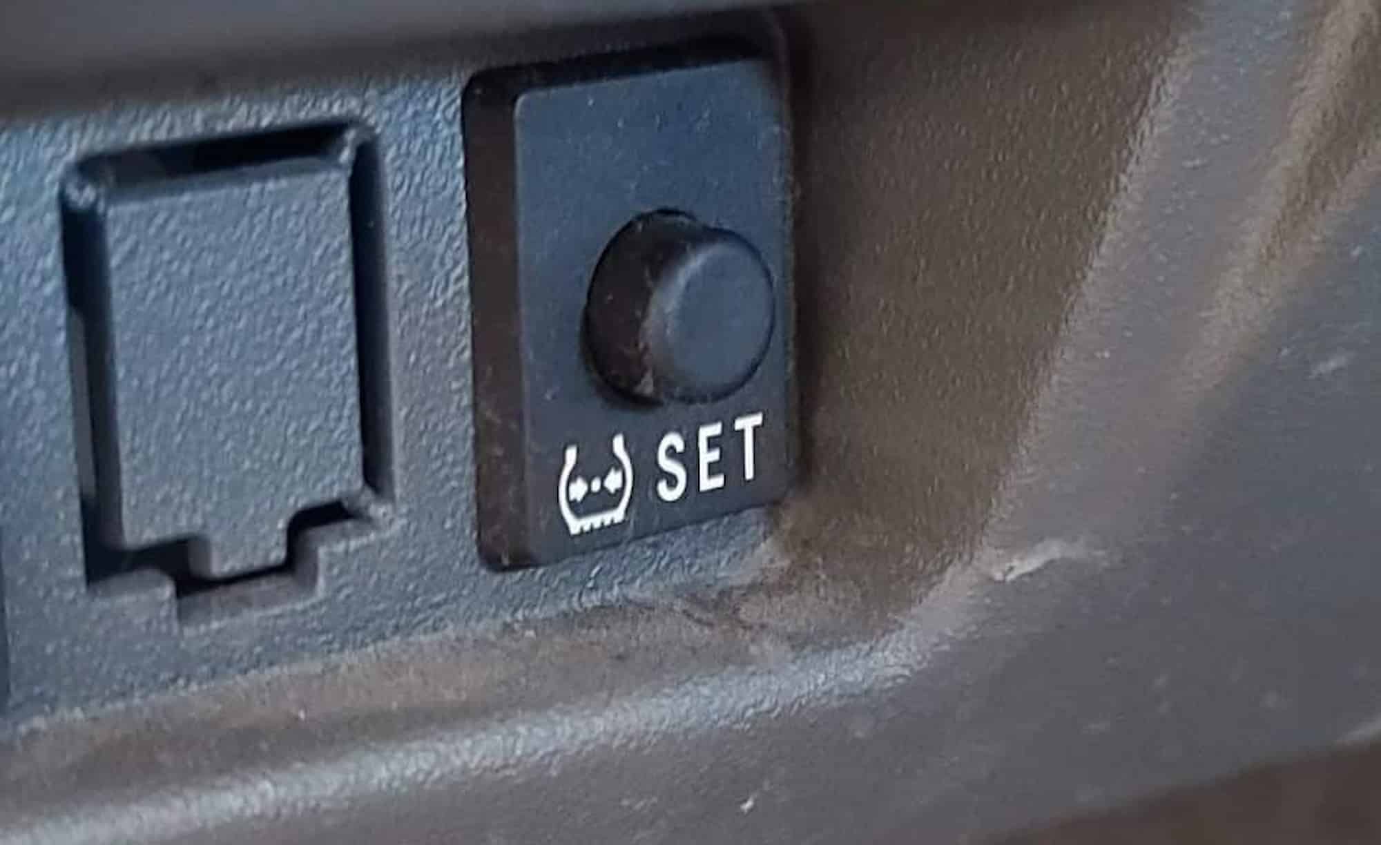 tire pressure light reset button scaled 1
