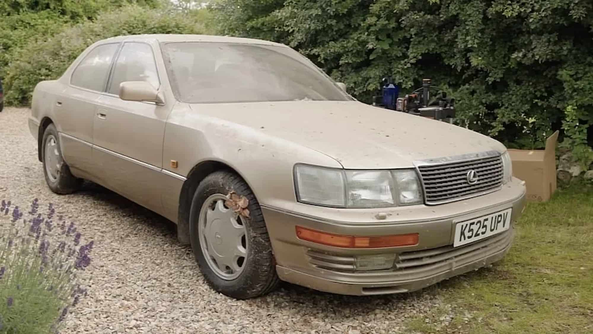 1992 lexus ls400 has 11000 miles on the clock grandma had a special route with it 237447 7.jpg