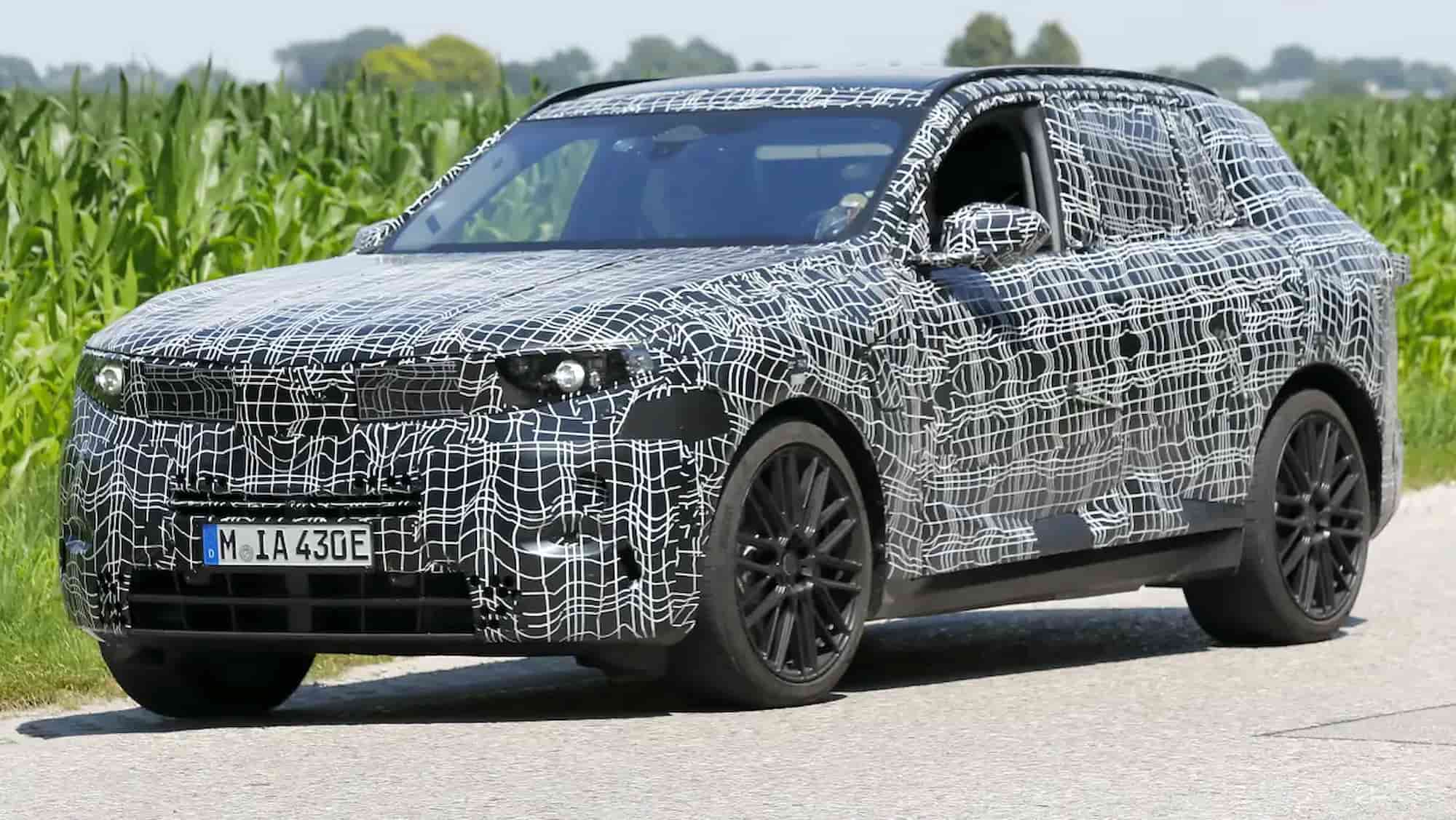 BMW X5 spy shot front 3 4 wrqvmf