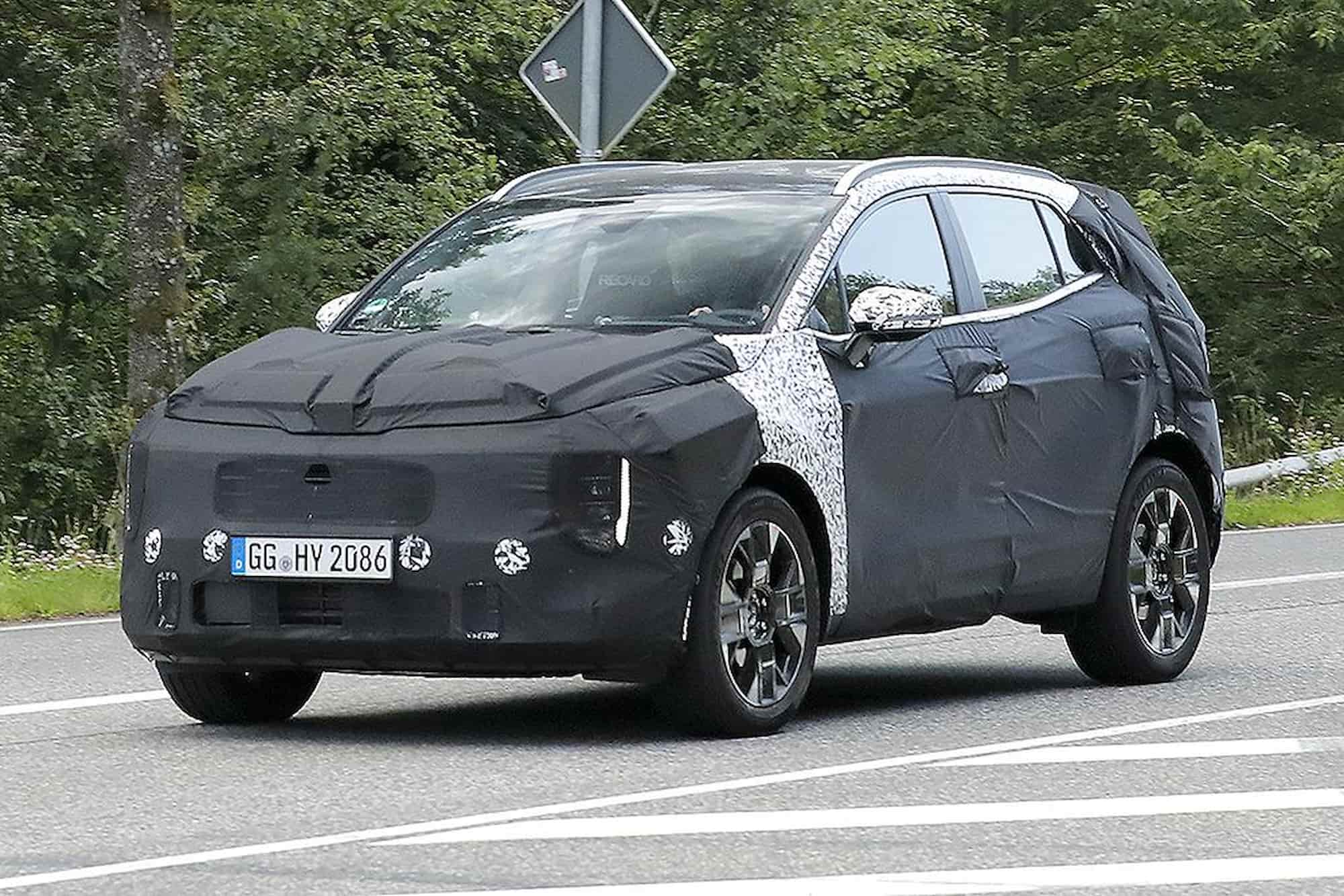 kia sportage facelift spy 003 1