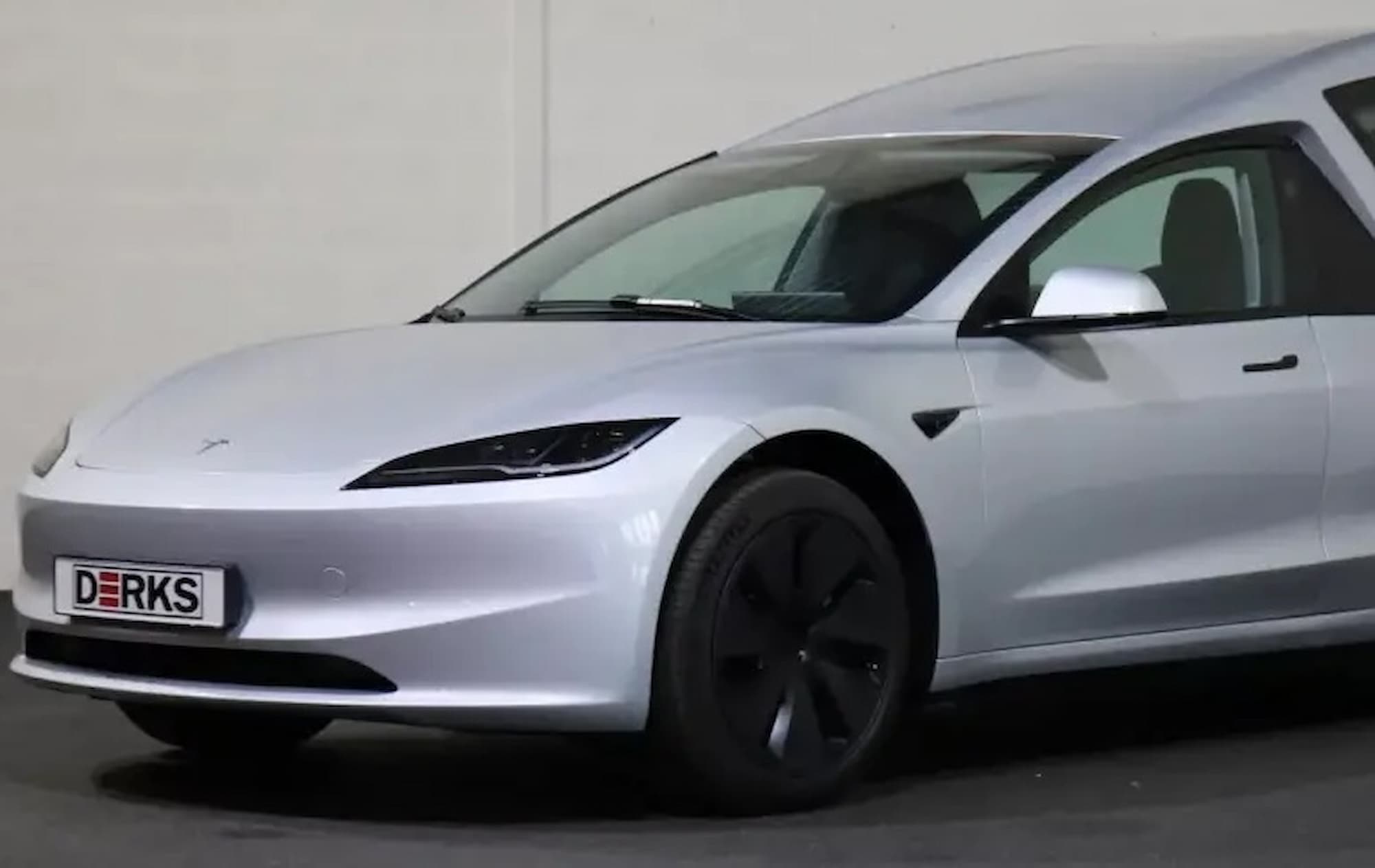 Копия obnovenata tesla model 3 se prevarna v katafalka 2 1