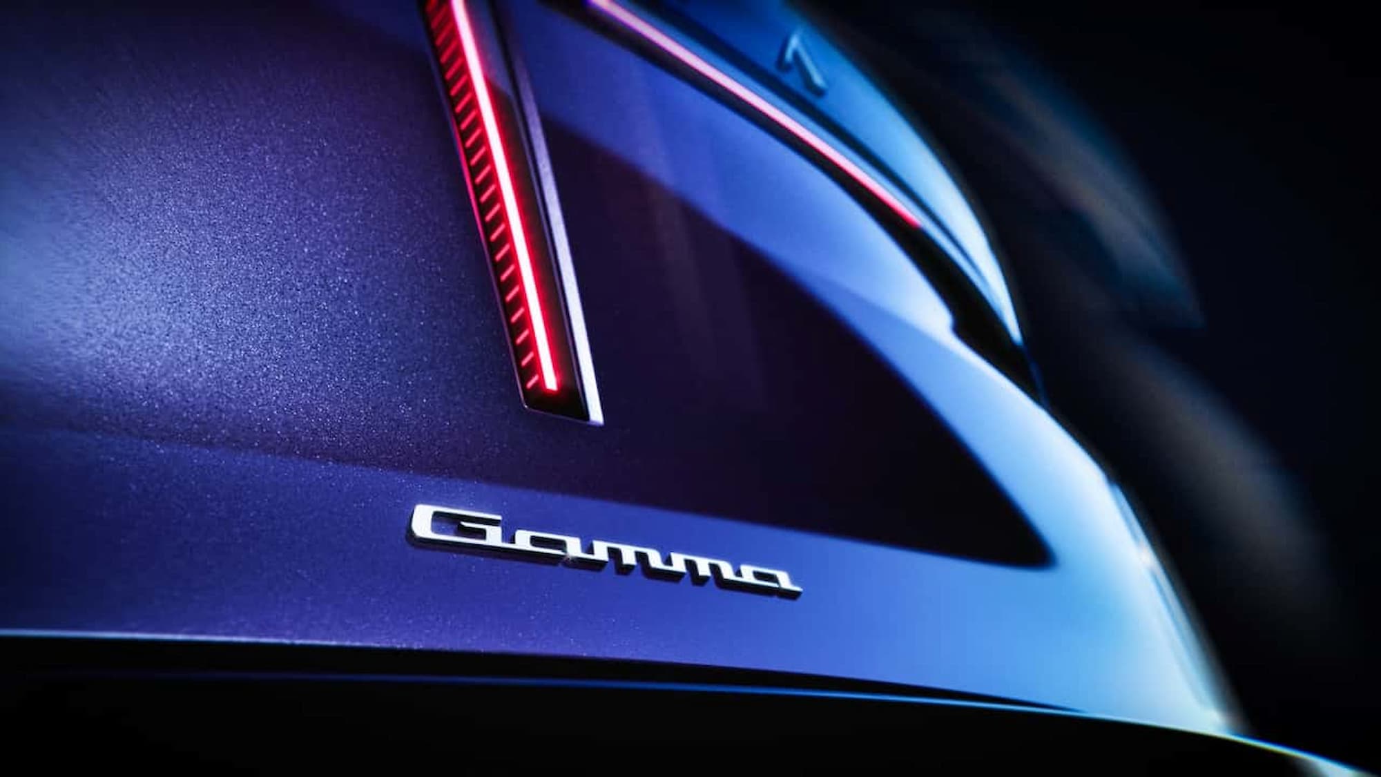 nuova lancia gamma 2026 prima foto teaser 1