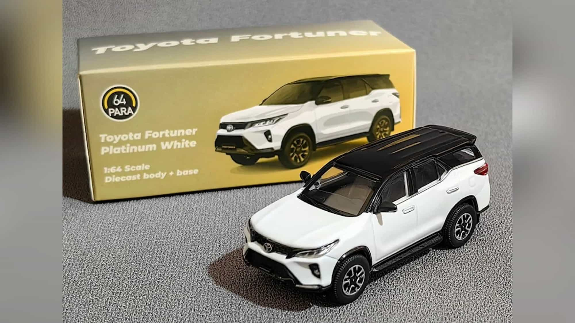 toyota fortuner diecast 1 1728957451