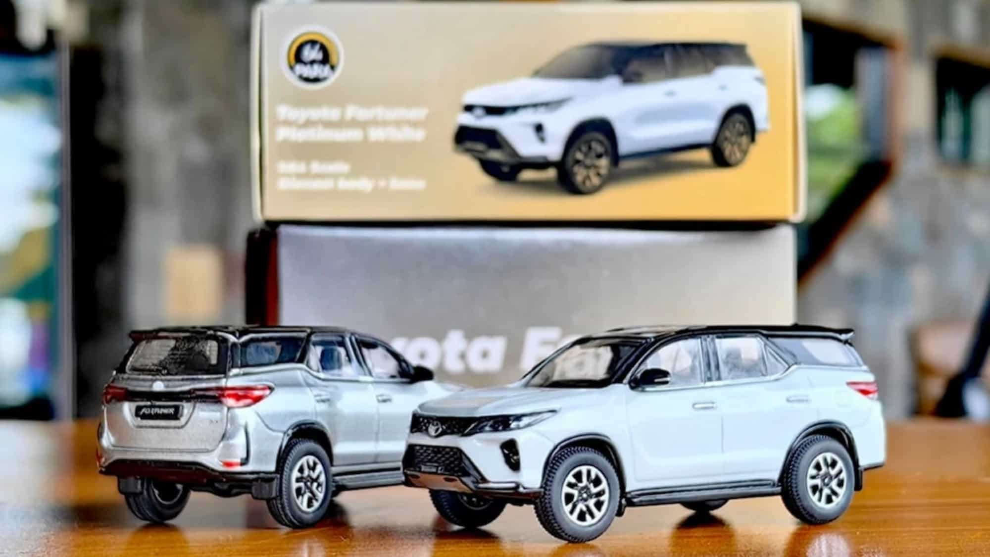 toyota fortuner diecast 2 1728957451