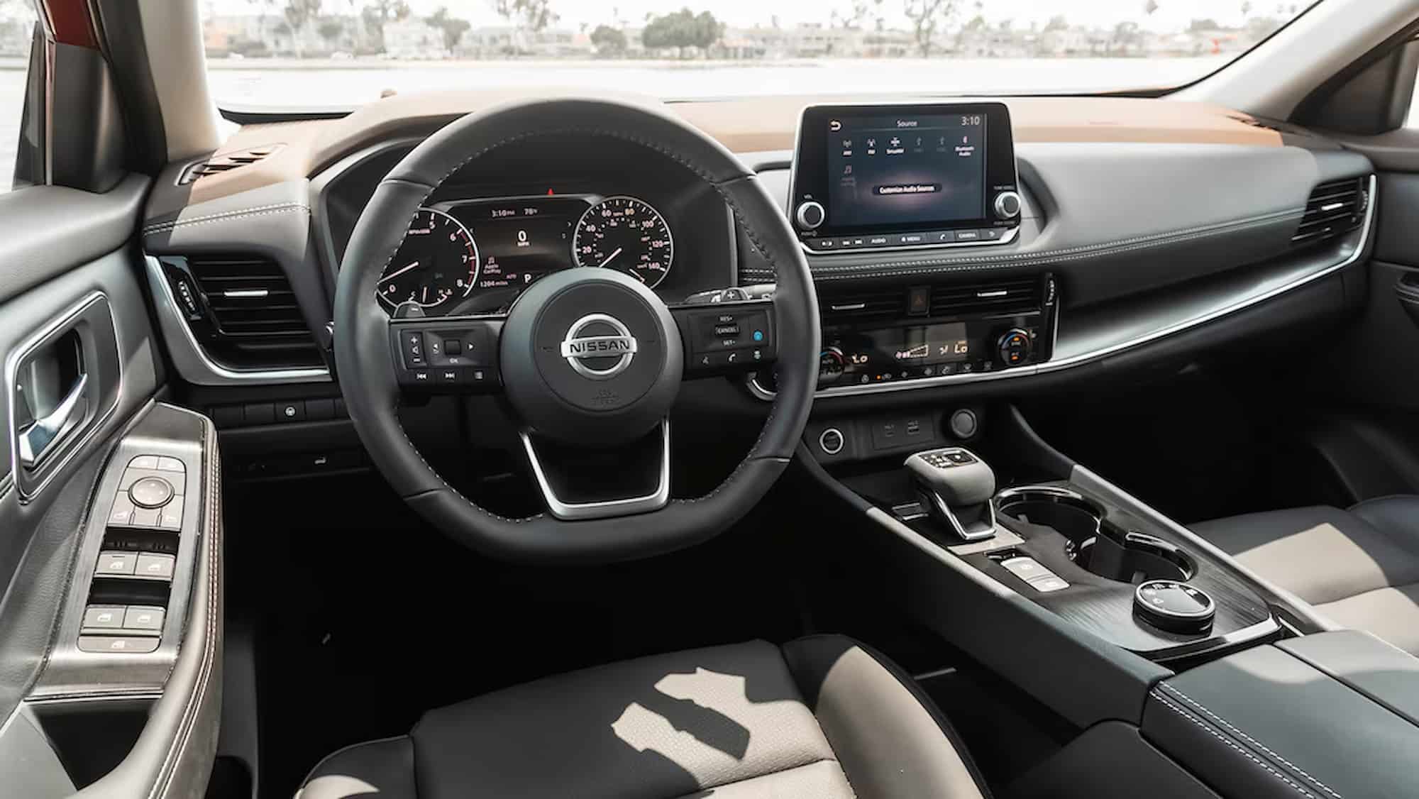 В автомобилях Nissan могут на ходу открываться двери: на компанию подают в суд 4 2021 Nissan Rogue Long Term 31