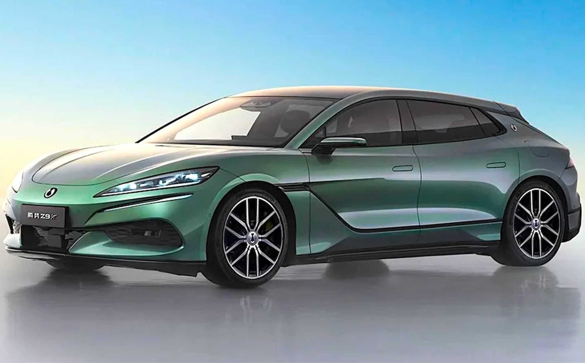 Конкурент Zeekr 001 от BYD спас жизнь своему владельцу 4 Копия 2024092015044416 jpg 1