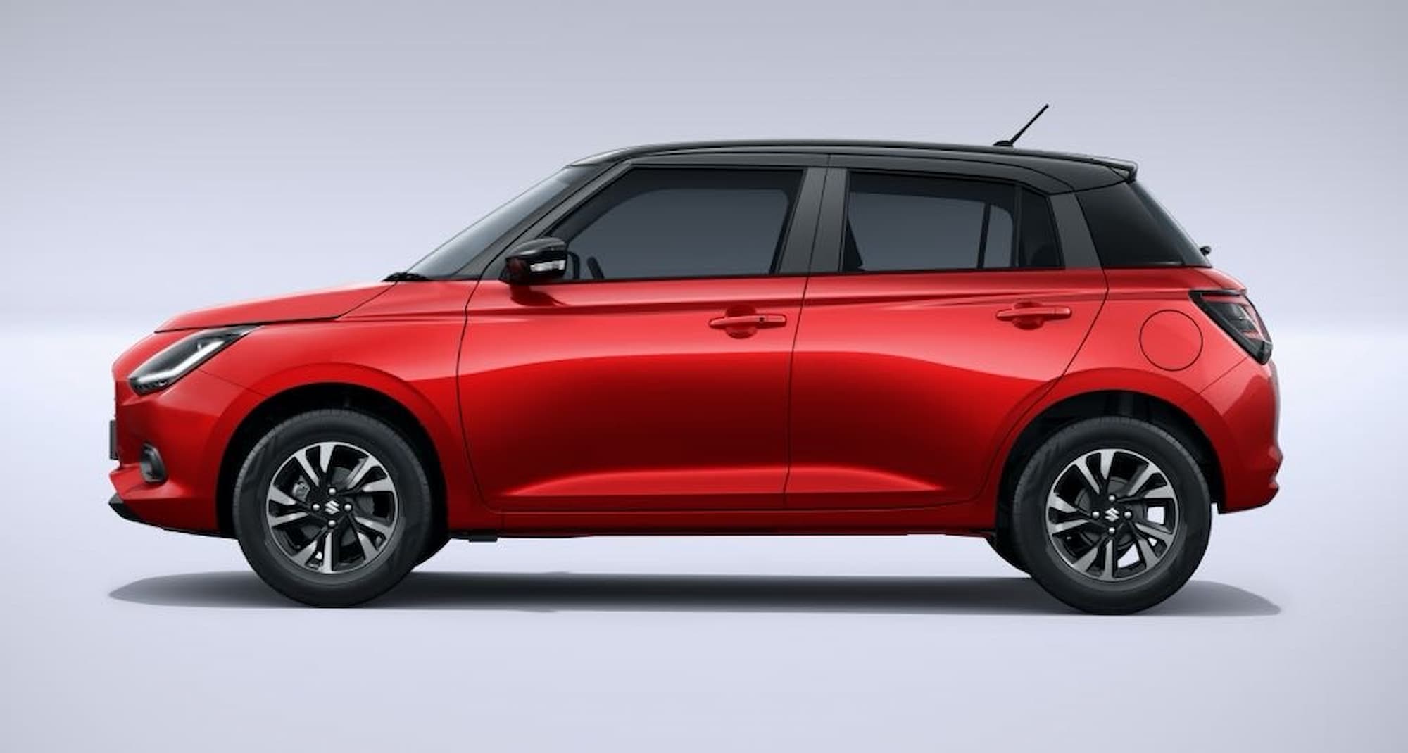 В Россию вернули хэтчбек Suzuki Swift: цена взлетела почти на 800 тысяч рублей 6 2024 Maruti Swift Side 1