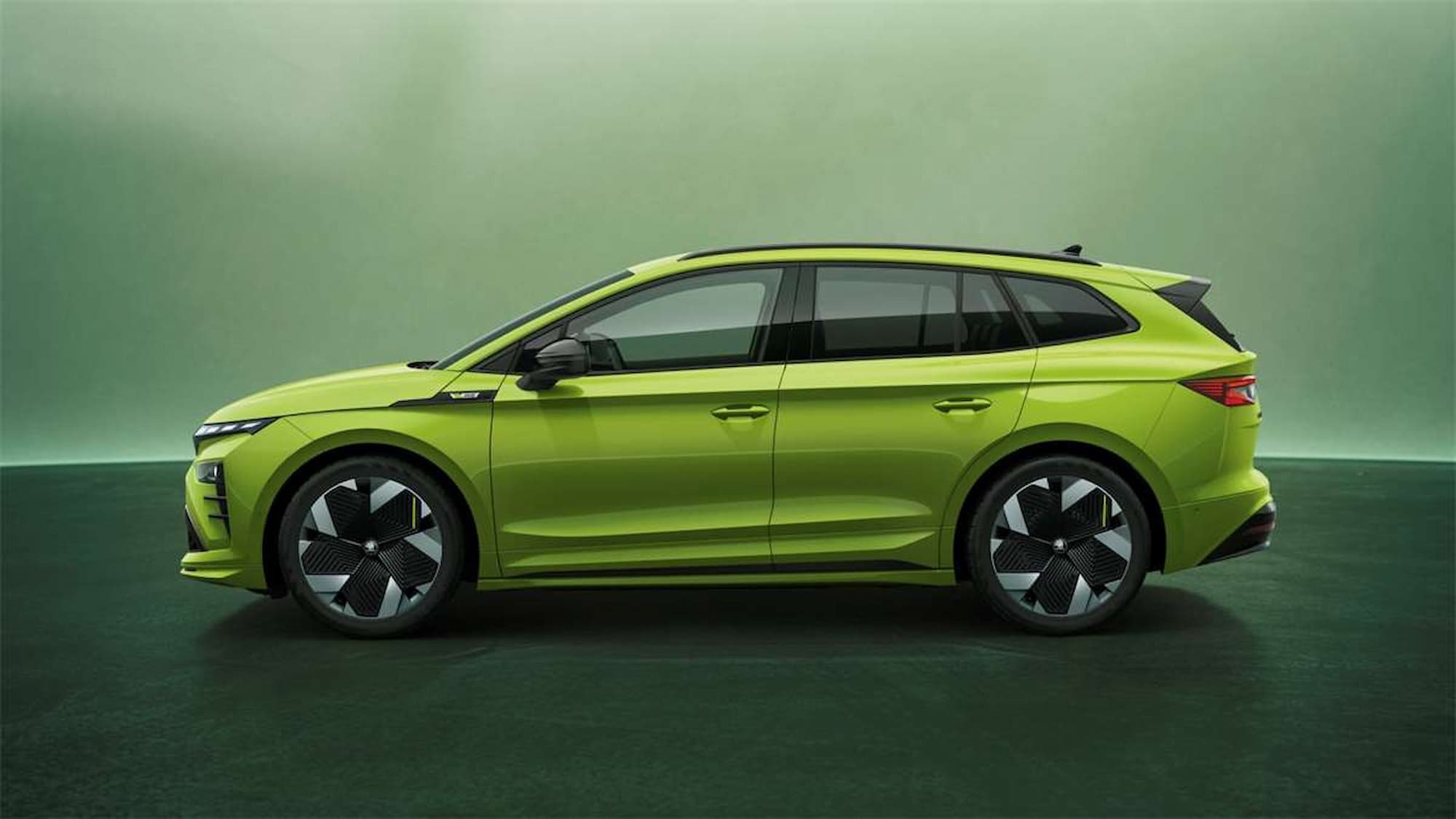 Skoda представила новый Enyaq RS: мощность 340 л.с, запас хода 550 км 6 getthumbnail 2