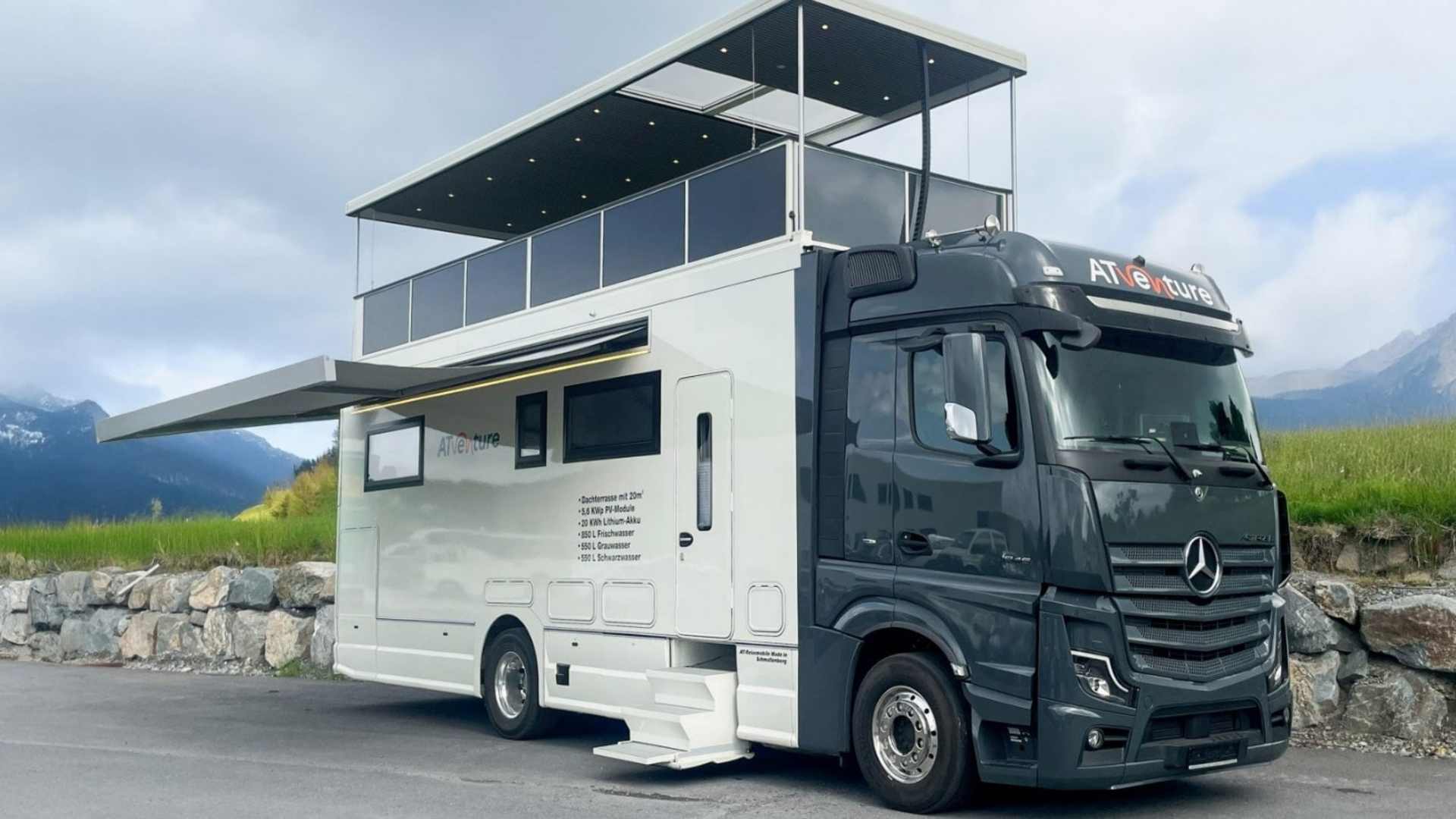 Двухэтажный немецкий автодом ATventure 1070 сделали еще роскошнее 1 Двухэтажный немецкий автодом ATventure 1070 сделали еще роскошнее