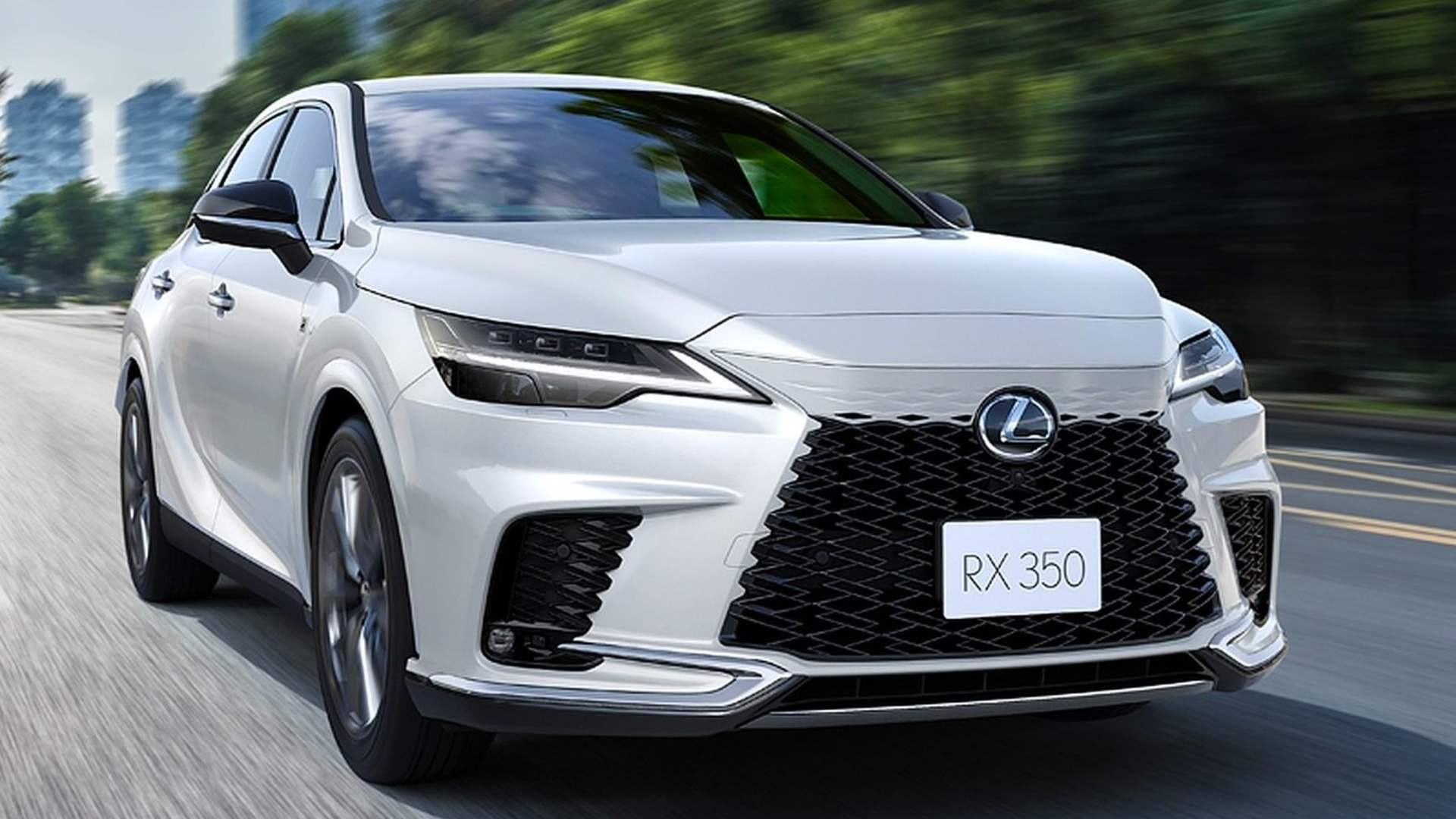 Кроссовер Lexus RX получил доработанное шасси и новое оснащение