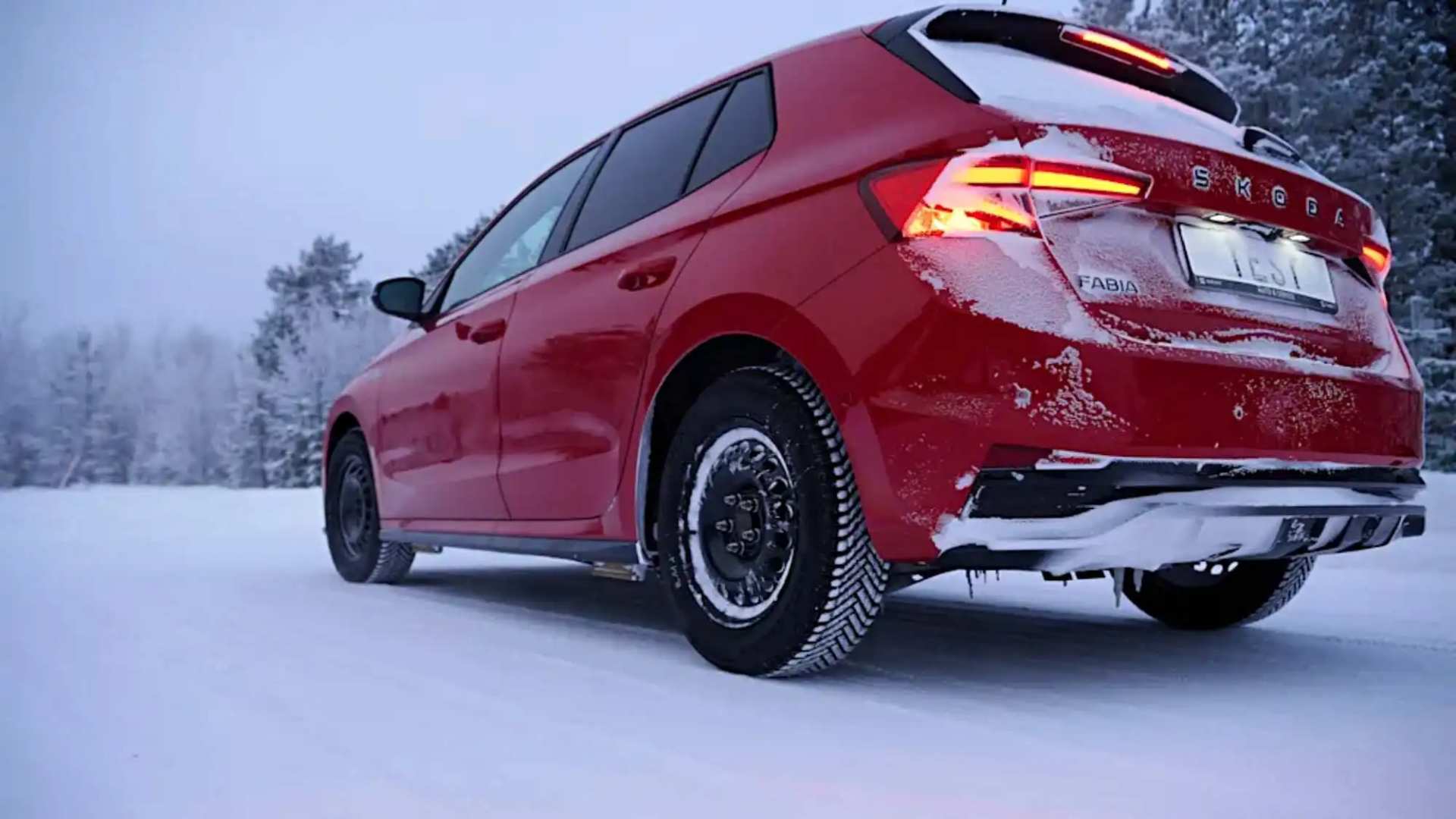 Большой тест зимних шин: лучшие и худшие модели по версии немецкого ADAC