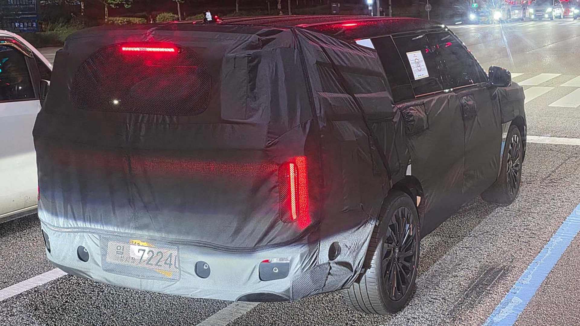 Рестайлинговый Hyundai Santa Fe показан на неофициальных рендерах